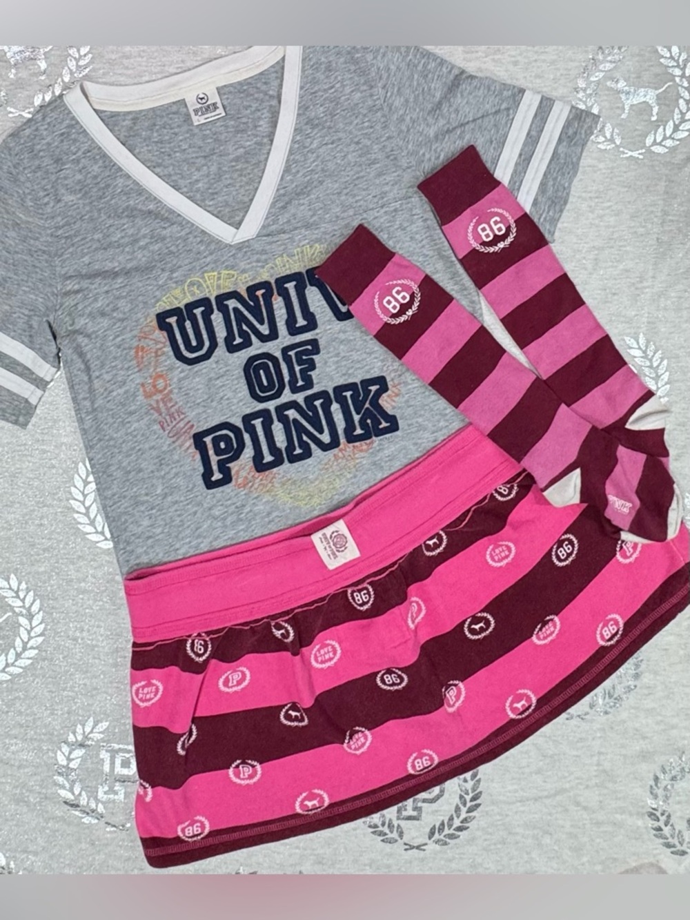 VS PINK VINTAGE MONOGRAM SET LARGE